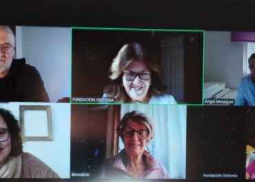 Tejiendo lazos por la distonía: un encuentro para compartir, colaborar y seguir caminando juntos